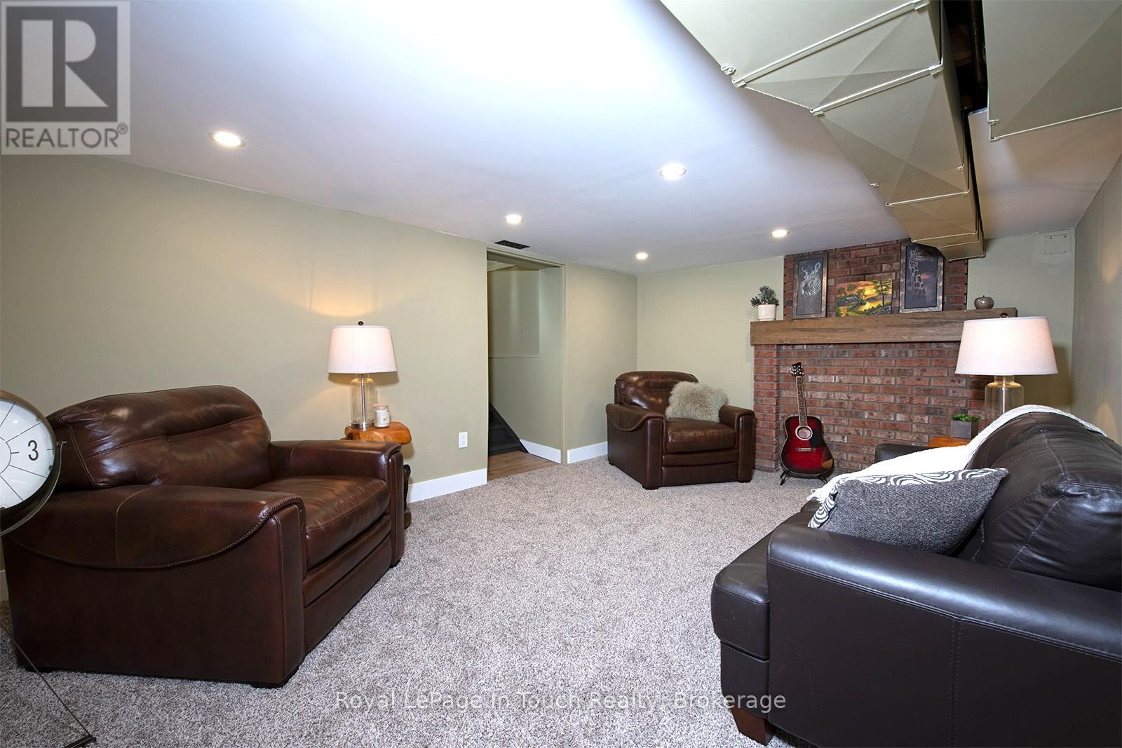 8 Cyril Martin Place, Severn (Coldwater), Ontario  L0K 1E0 - Photo 25 - S12556116