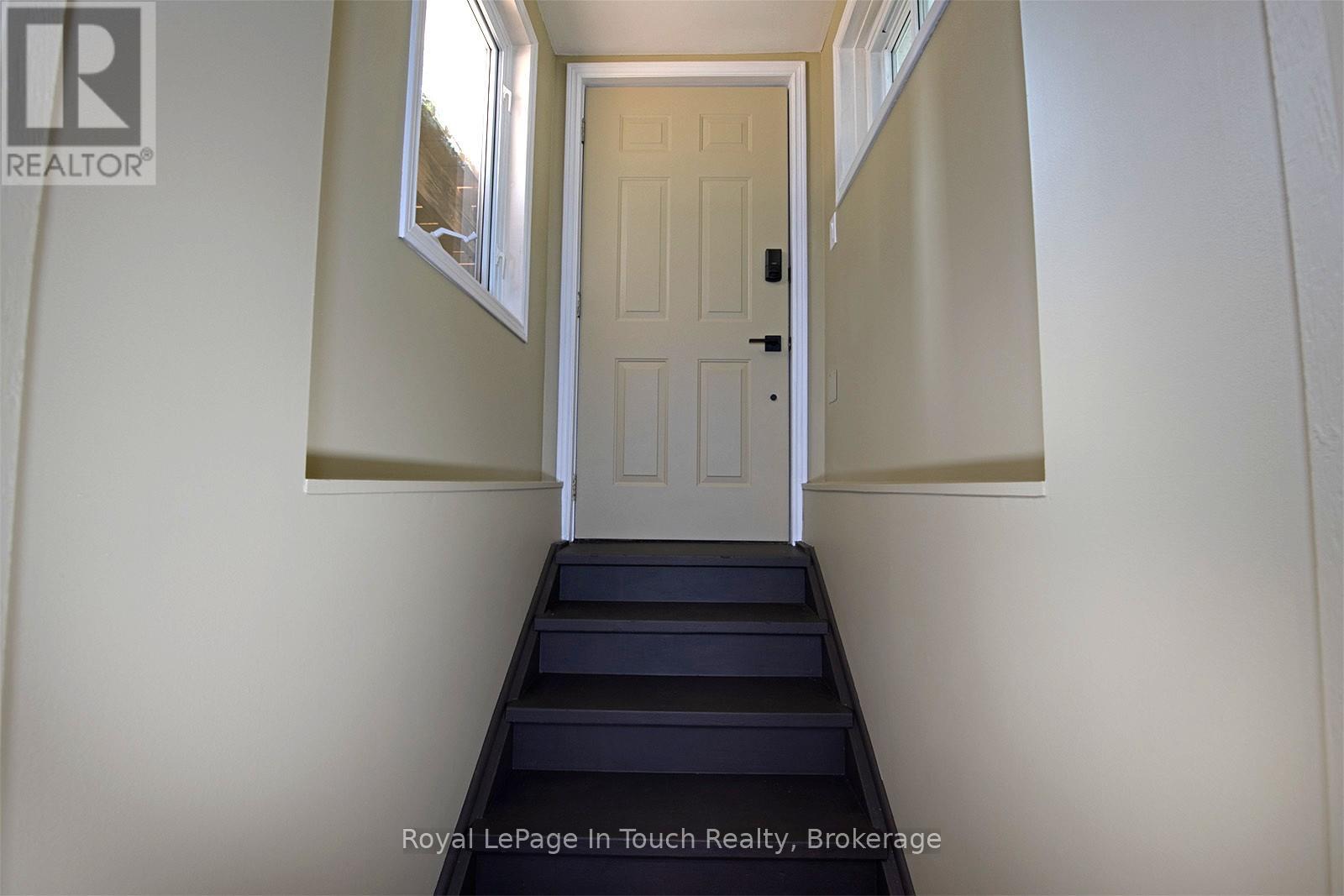 8 Cyril Martin Place, Severn (Coldwater), Ontario  L0K 1E0 - Photo 26 - S12556116