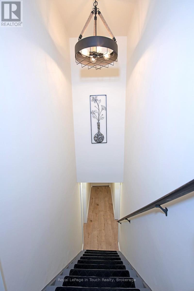 8 Cyril Martin Place, Severn (Coldwater), Ontario  L0K 1E0 - Photo 27 - S12556116