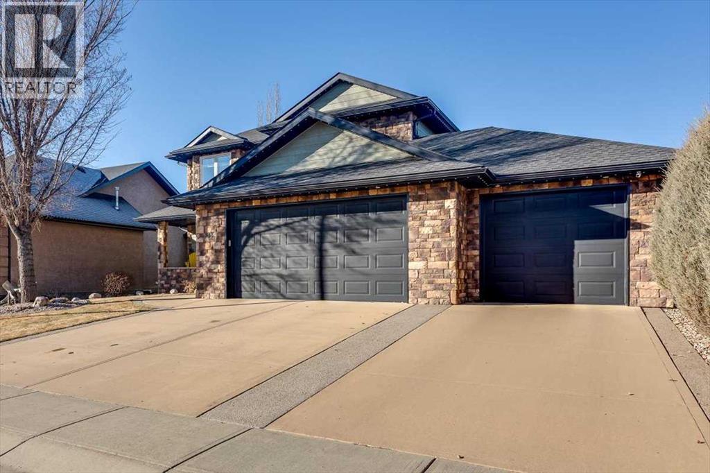 38 Estella Crescent, Lacombe, Alberta  T4L 2M3 - Photo 2 - A2271075