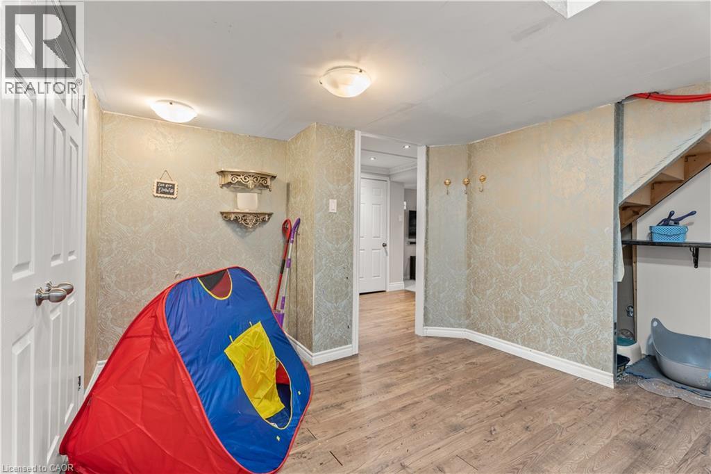 20 Pentland Road, Waterdown, Ontario  L0R 2H5 - Photo 34 - 40775675