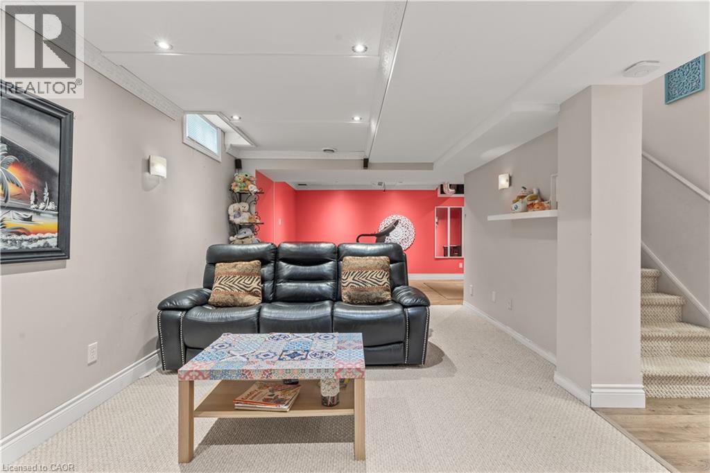 20 Pentland Road, Waterdown, Ontario  L0R 2H5 - Photo 29 - 40775675