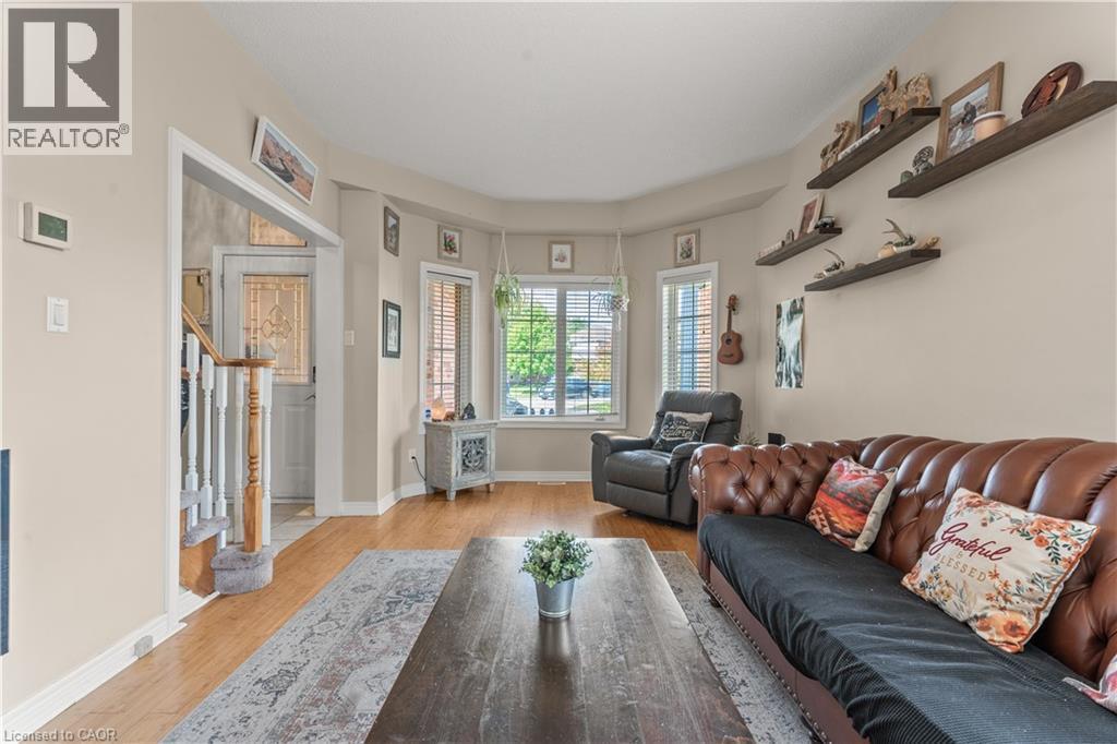 20 Pentland Road, Waterdown, Ontario  L0R 2H5 - Photo 10 - 40775675