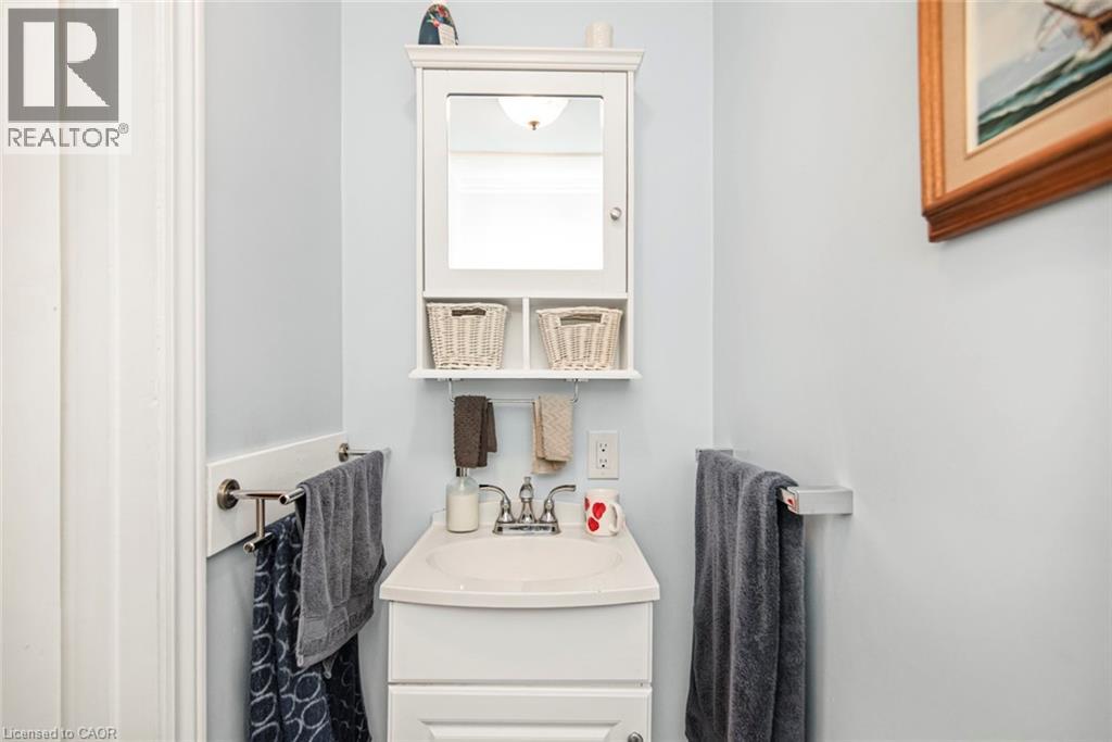 199 East 21st Street, Hamilton, Ontario  L8V 2T6 - Photo 18 - 40788422