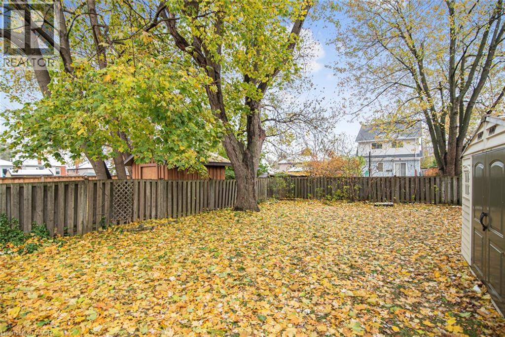 199 East 21st Street, Hamilton, Ontario  L8V 2T6 - Photo 34 - 40788422