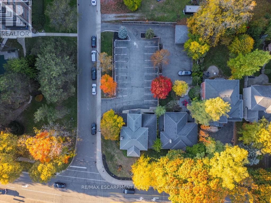 2159 Lakeshore Road, Burlington, Ontario  L7R 1A5 - Photo 17 - W12555824