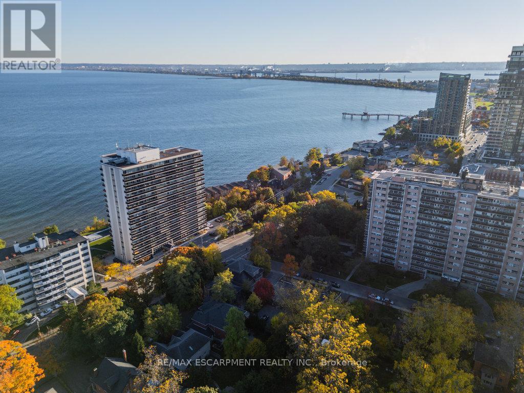 2159 Lakeshore Road, Burlington, Ontario  L7R 1A5 - Photo 20 - W12555824