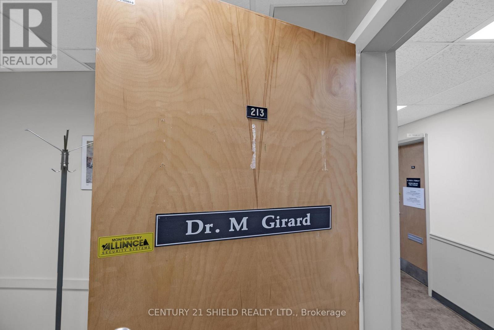 213 - 820 Mcconnell Avenue, Cornwall, Ontario  K6H 4M4 - Photo 1 - X12555988