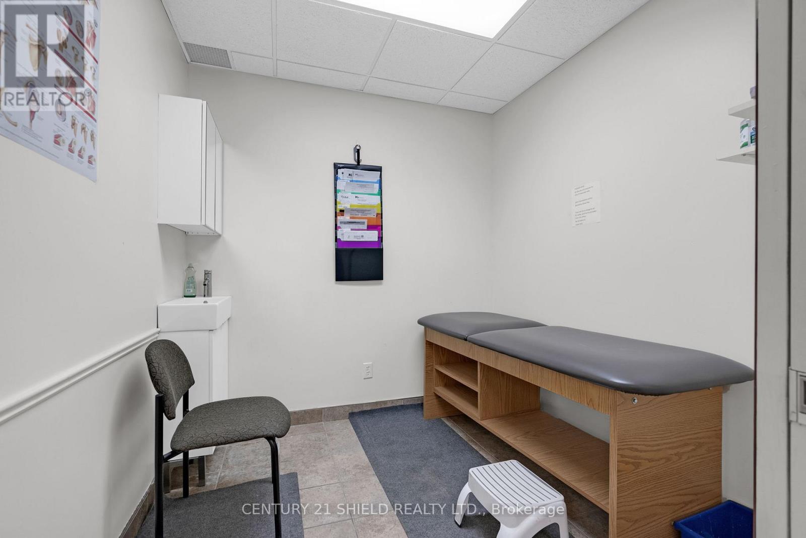 213 - 820 Mcconnell Avenue, Cornwall, Ontario  K6H 4M4 - Photo 5 - X12555988