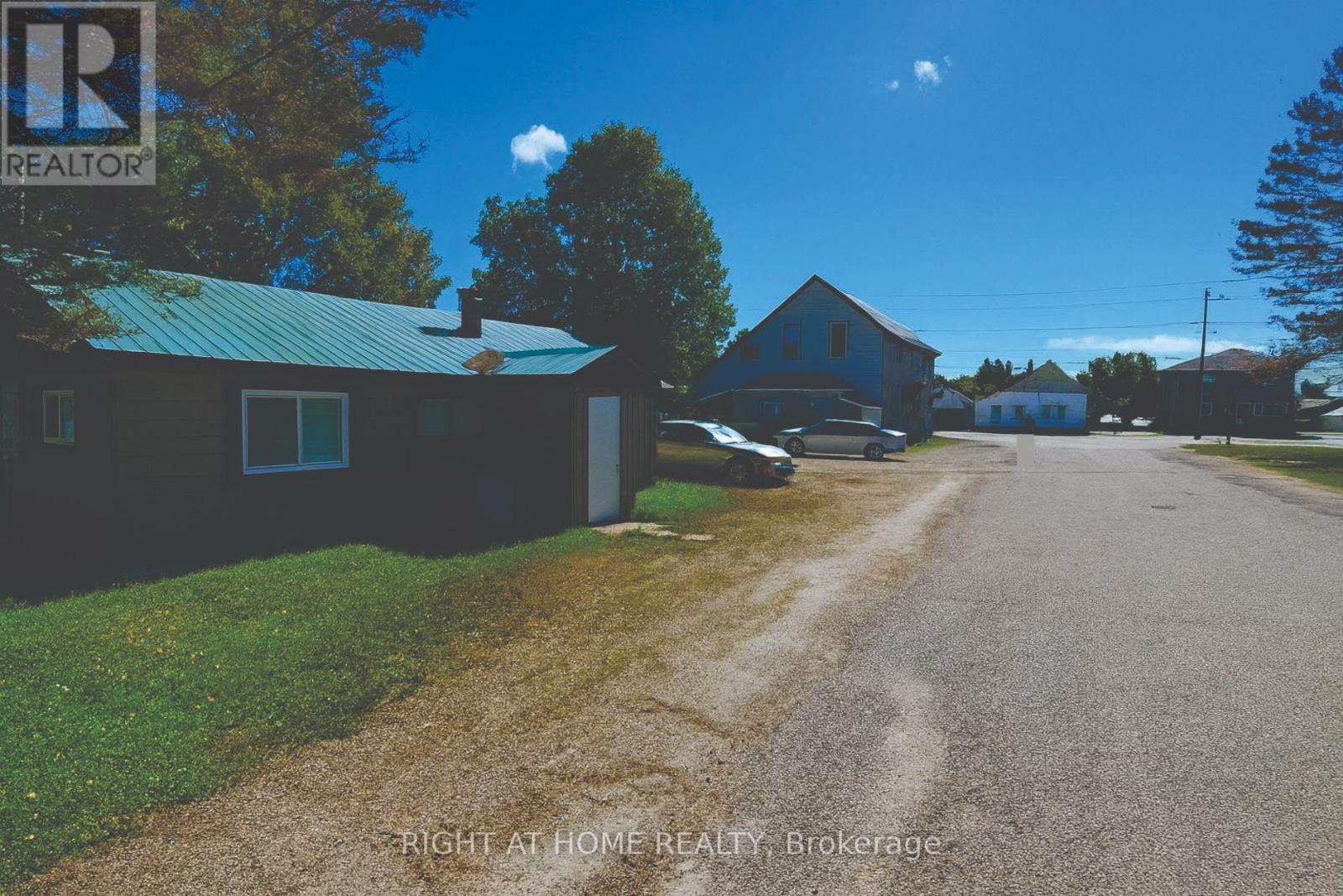 108 Main Street, Powassan, Ontario  P0H 1Z0 - Photo 5 - X12555854
