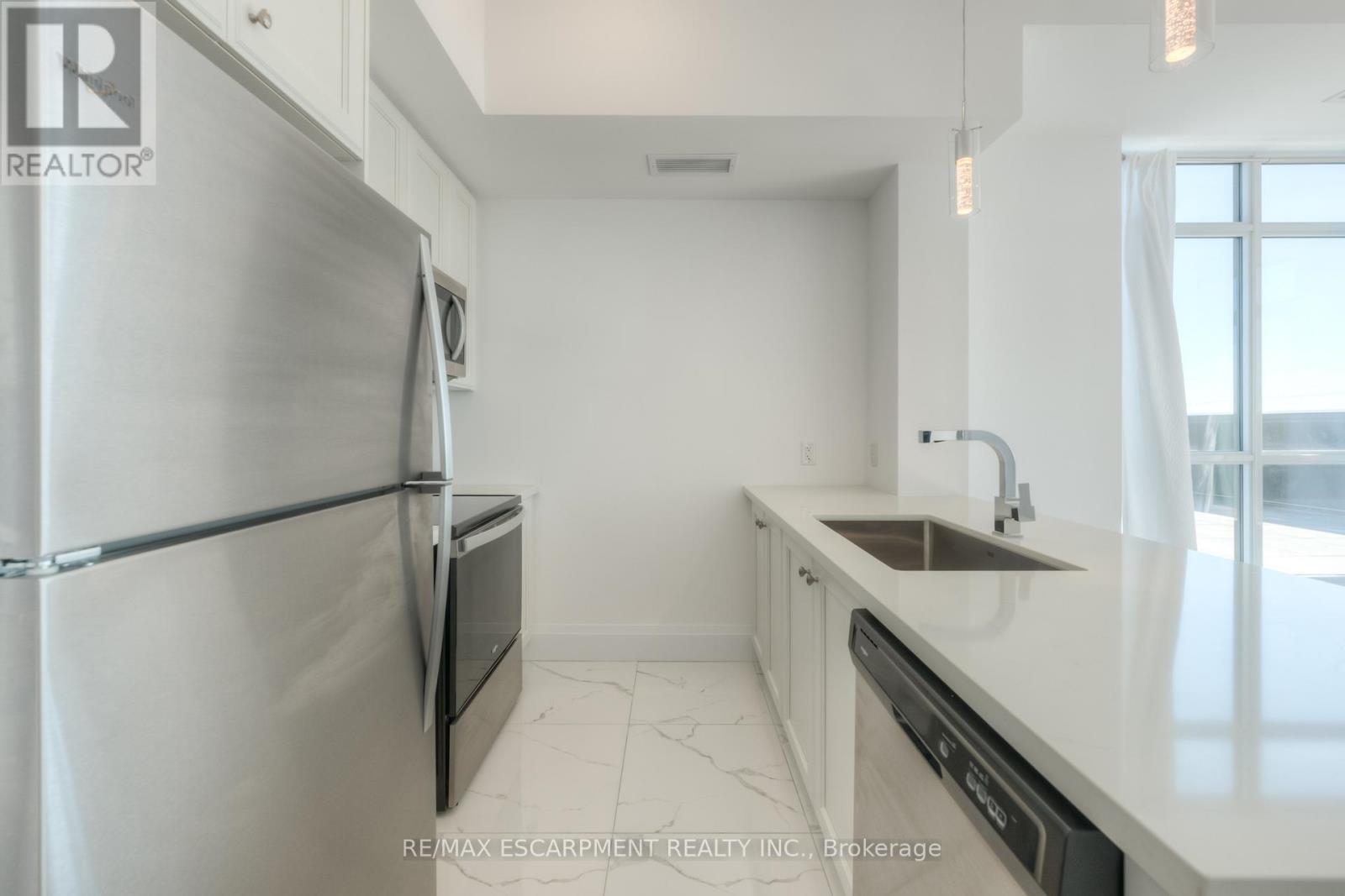 521 - 450 Dundas Street E, Hamilton, Ontario  L8B 1Z2 - Photo 5 - X12555896