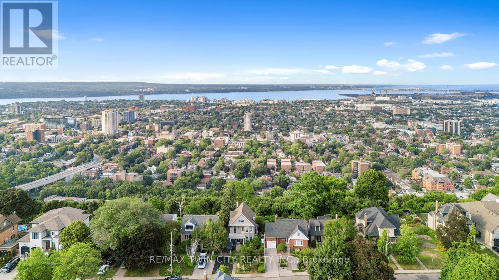 47 Mountain Park Avenue, Hamilton, Ontario  L9A 1A1 - Photo 37 - X12555902