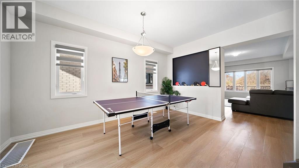 5 Wilson Drive, Thorold, Ontario  L2V 0M3 - Photo 4 - 40789073