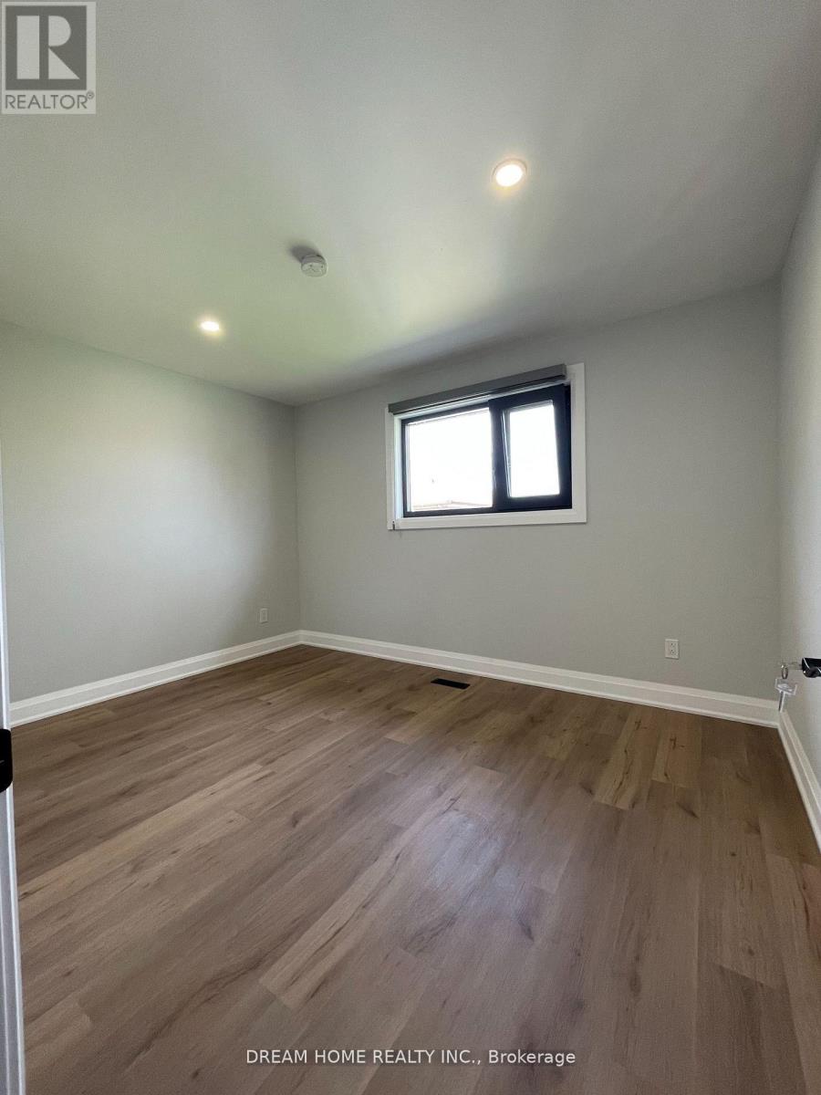 Unit 2 - 49 Ladner Drive, Toronto, Ontario  M2J 3Z9 - Photo 3 - C12555948