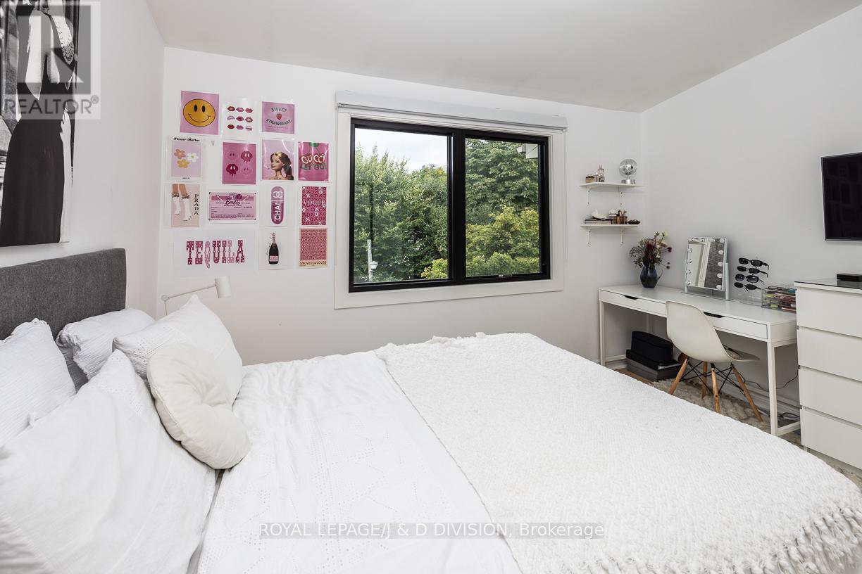 28 Alcorn Avenue, Toronto, Ontario  M4V 1E4 - Photo 22 - C12556092