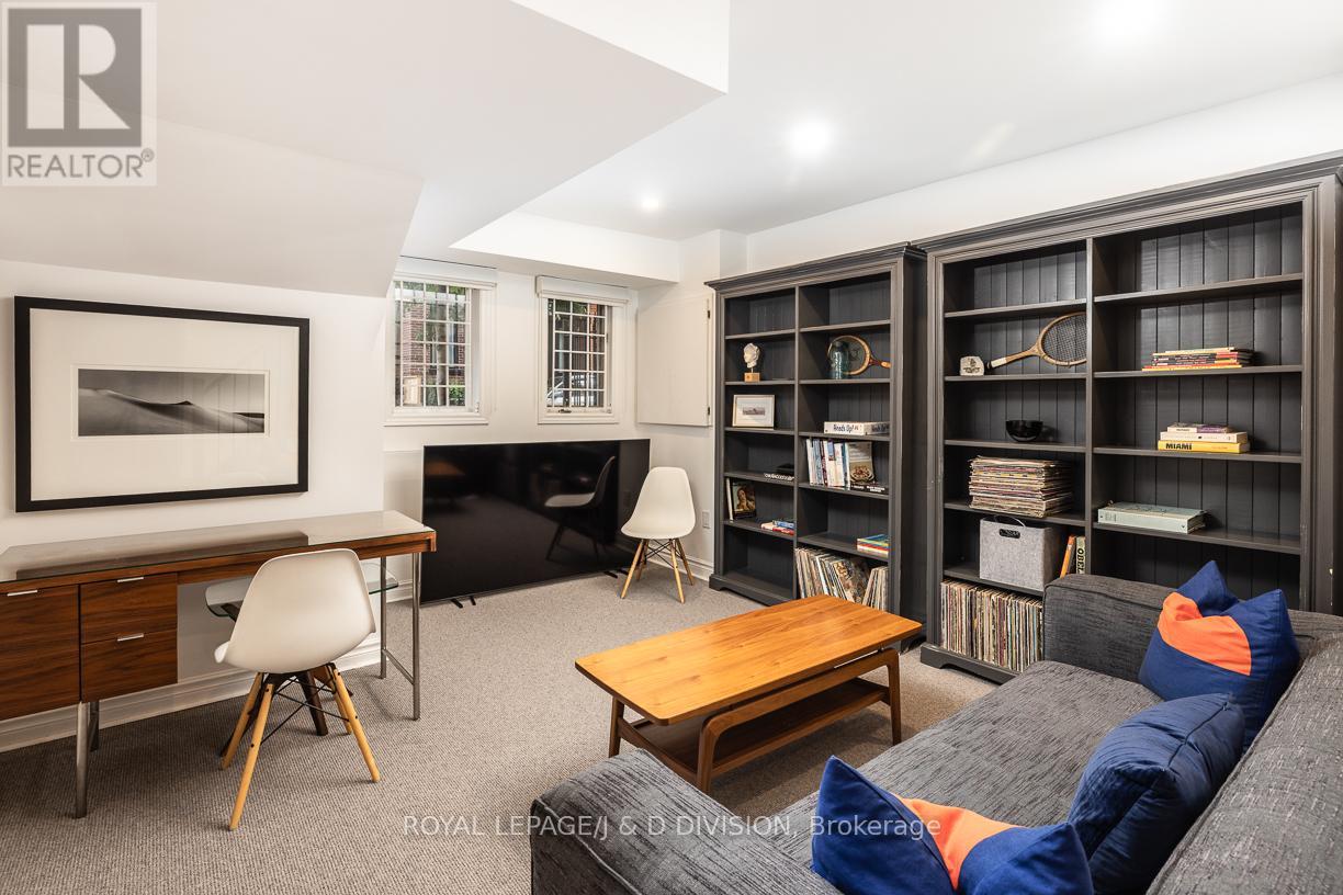 28 Alcorn Avenue, Toronto, Ontario  M4V 1E4 - Photo 23 - C12556092