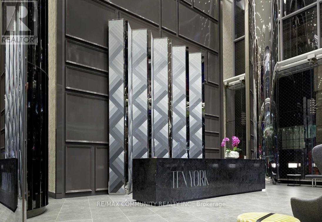 4403 - 10 York Street, Toronto, Ontario  M5J 0E1 - Photo 3 - C12556118