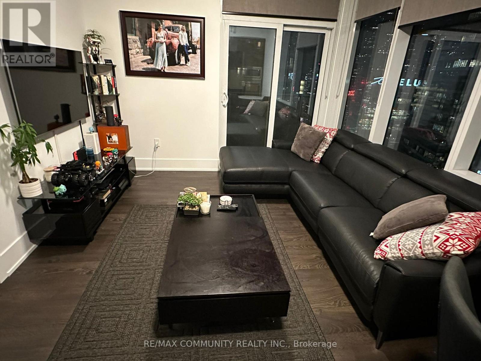 4403 - 10 York Street, Toronto, Ontario  M5J 0E1 - Photo 8 - C12556118