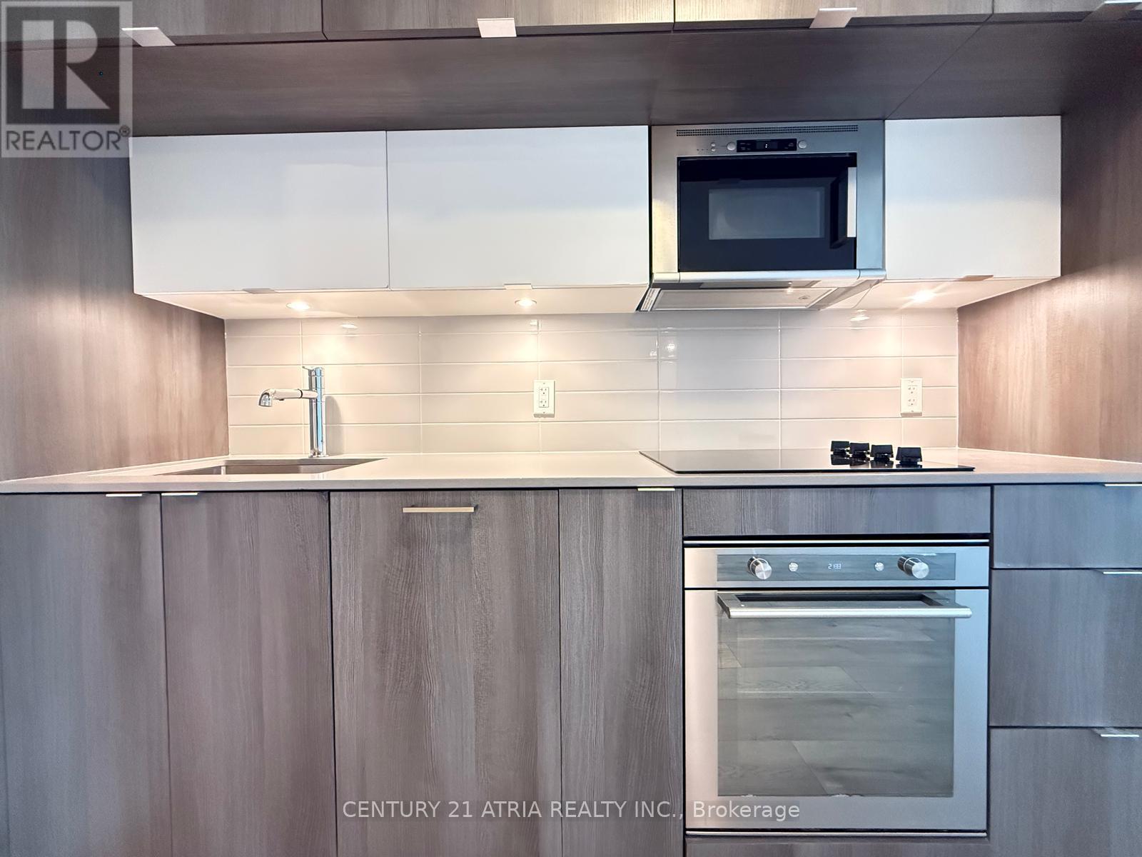 905 - 575 Bloor Street E, Toronto, Ontario  M4W 0B2 - Photo 3 - C12521654