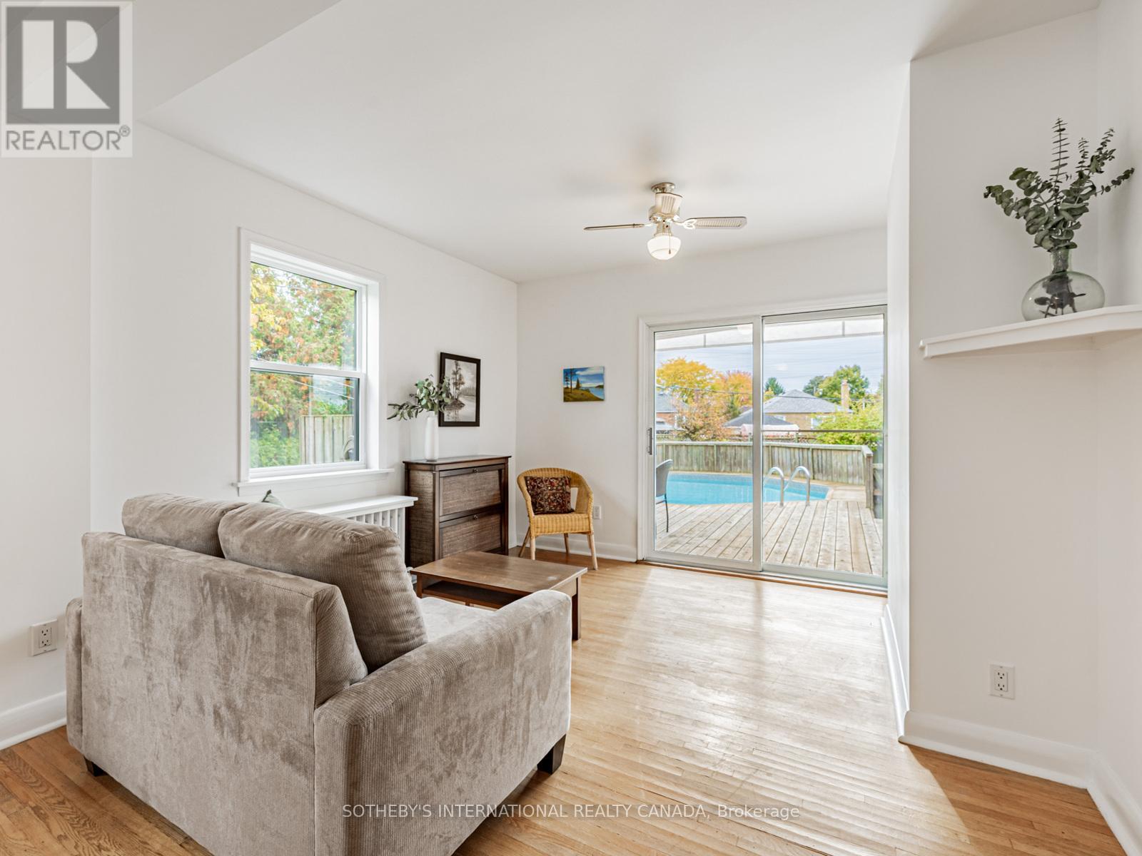 21 Tripp Crescent, Toronto, Ontario  M1P 1B4 - Photo 14 - E12556020