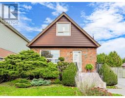 21 TRIPP CRESCENT, Toronto, Ontario