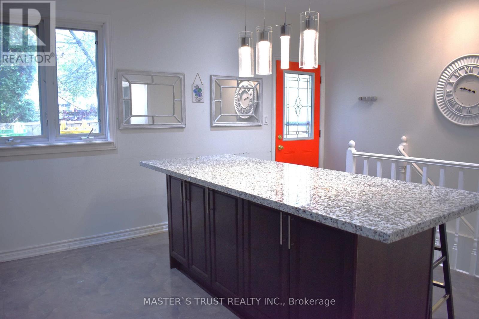 966 Dundas Street E, Toronto, Ontario  M4M 1R5 - Photo 17 - E12556062