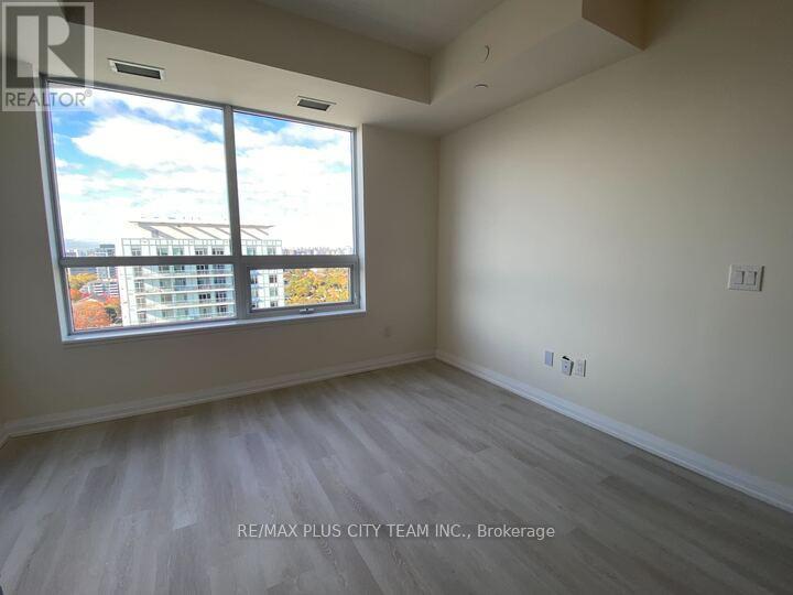 2010 - 3260 Sheppard Avenue E, Toronto, Ontario  M1T 3K3 - Photo 3 - E12556080