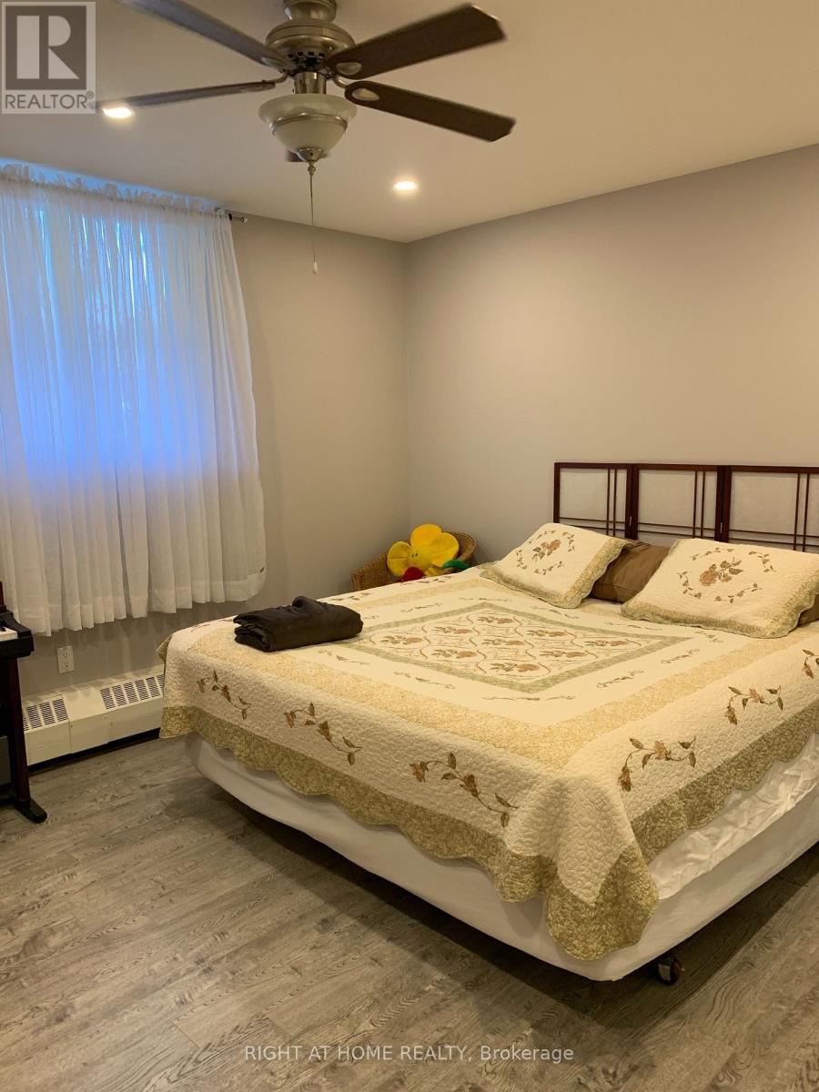 208 - 100 Dundalk Drive, Toronto, Ontario  M1P 4V2 - Photo 4 - E12556112