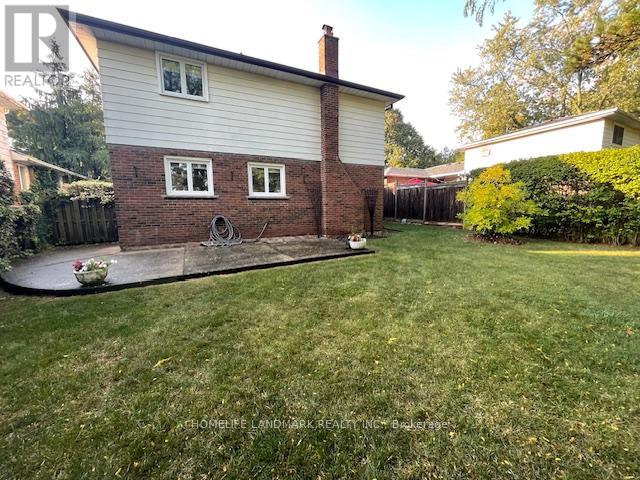 2086 Thornlea Drive, Oakville, Ontario  L6L 1K6 - Photo 30 - W12420298