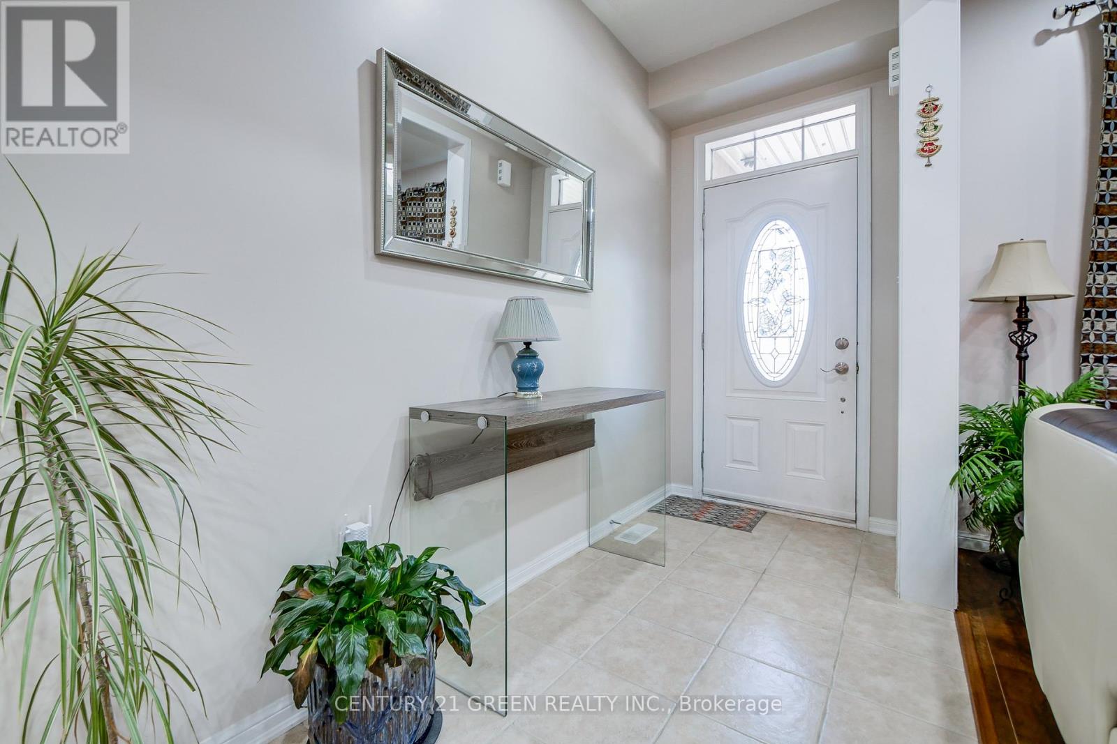 330 Schreyer Crescent, Milton, Ontario  L9T 7T1 - Photo 7 - W12519238