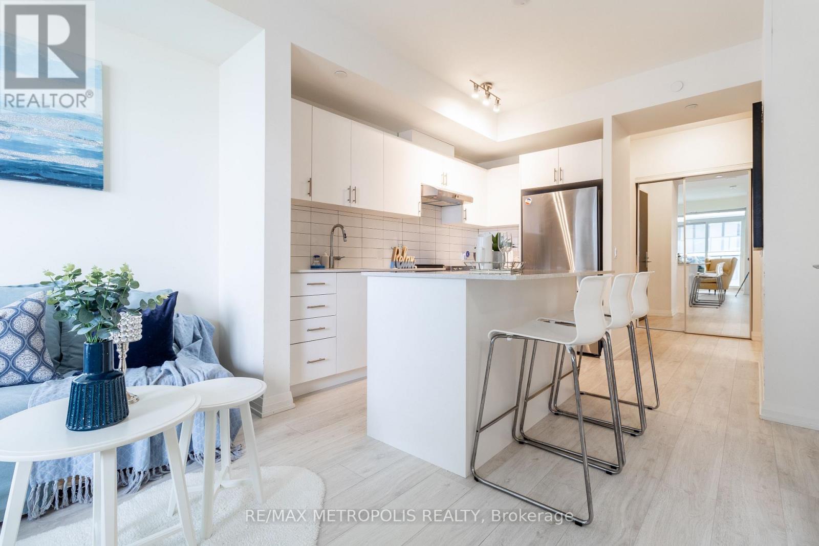 1214 - 9000 Jane Street, Vaughan, Ontario  L4K 0M6 - Photo 11 - N12556014