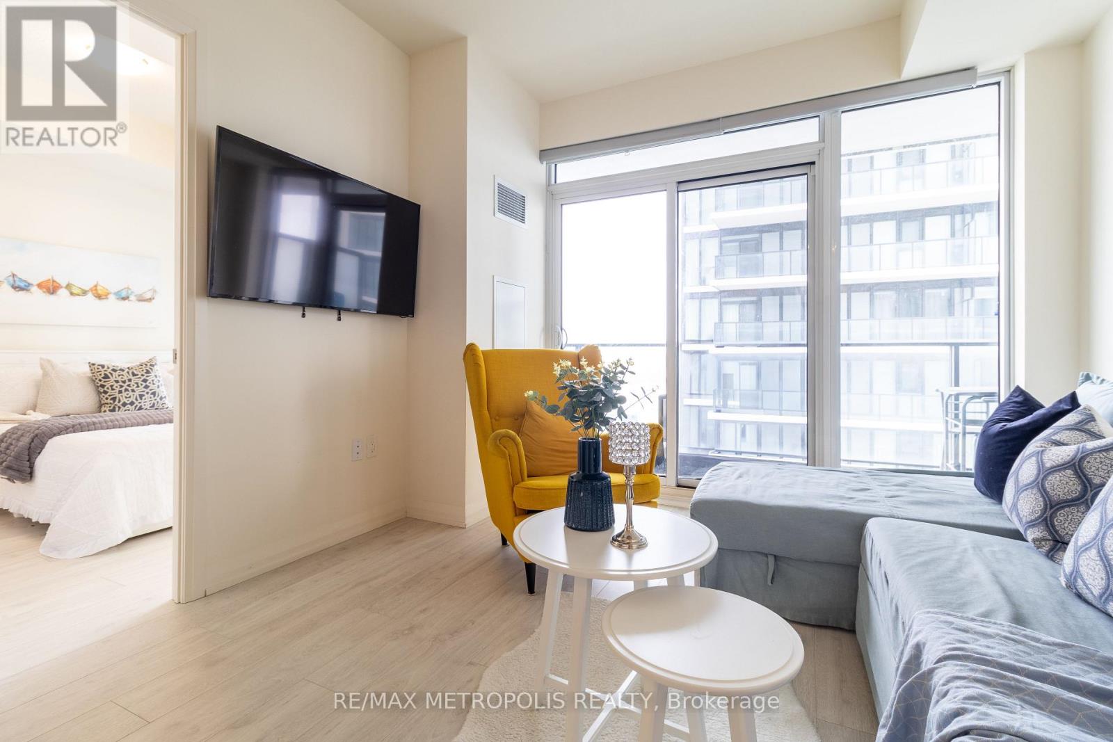 1214 - 9000 Jane Street, Vaughan, Ontario  L4K 0M6 - Photo 14 - N12556014