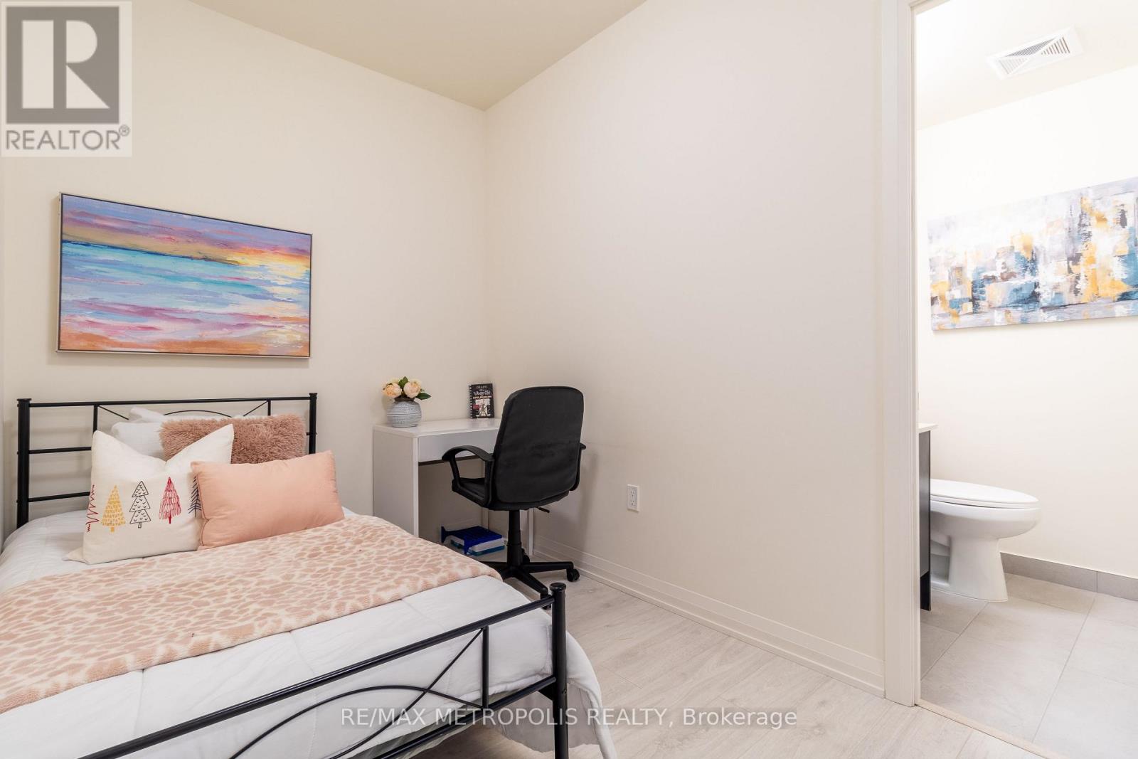 1214 - 9000 Jane Street, Vaughan, Ontario  L4K 0M6 - Photo 20 - N12556014