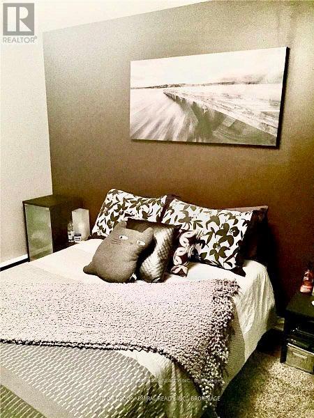 16 Somerset Crescent, Richmond Hill, Ontario  L4C 8N4 - Photo 15 - N12556056