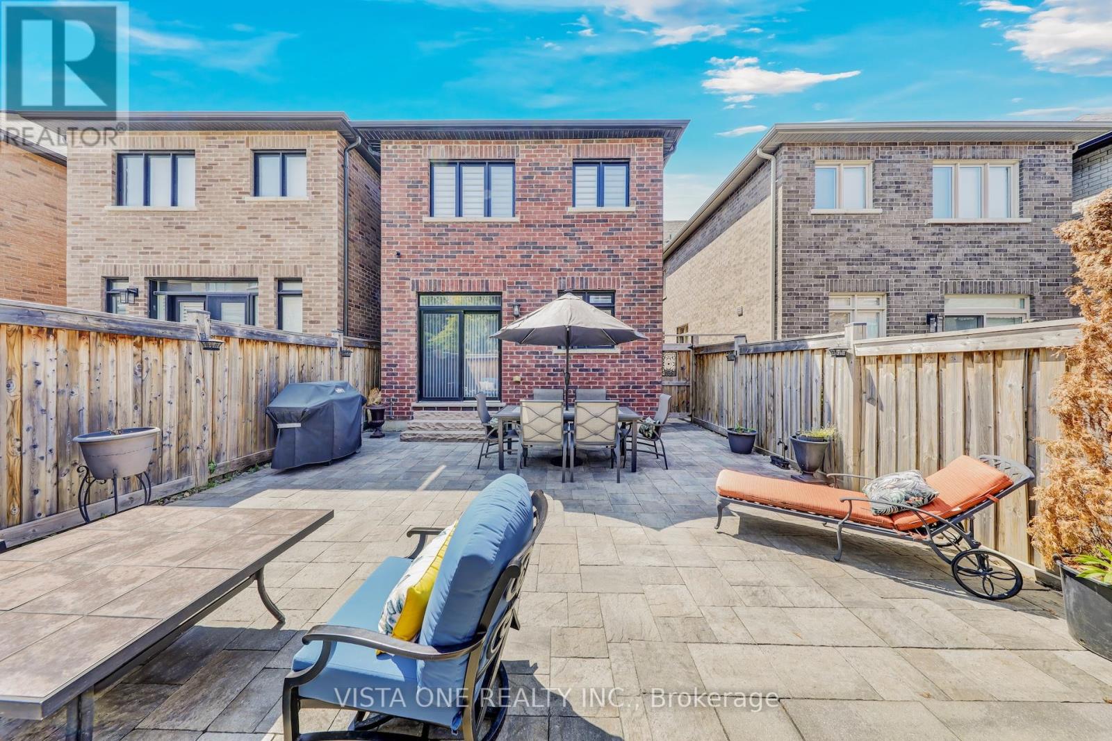 26 Zenith Avenue, Vaughan, Ontario  L4H 4K9 - Photo 21 - N12556058