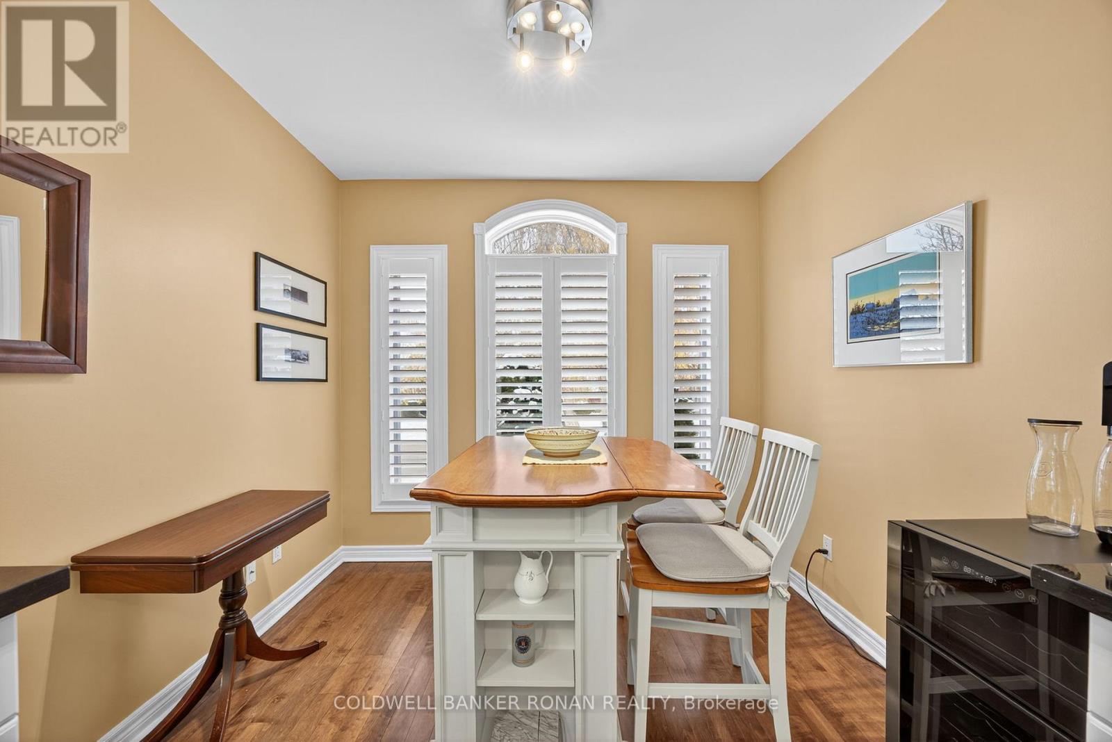 6 Via Amici, New Tecumseth, Ontario  L9R 2B4 - Photo 10 - N12556094