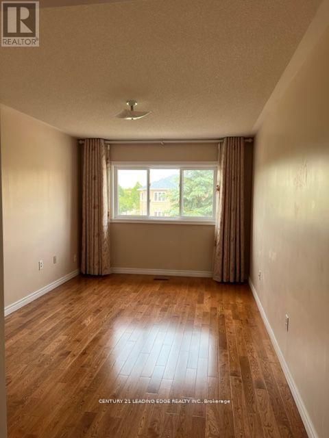 35 Owl Ridge Drive, Richmond Hill, Ontario  L4S 1P7 - Photo 9 - N12556124