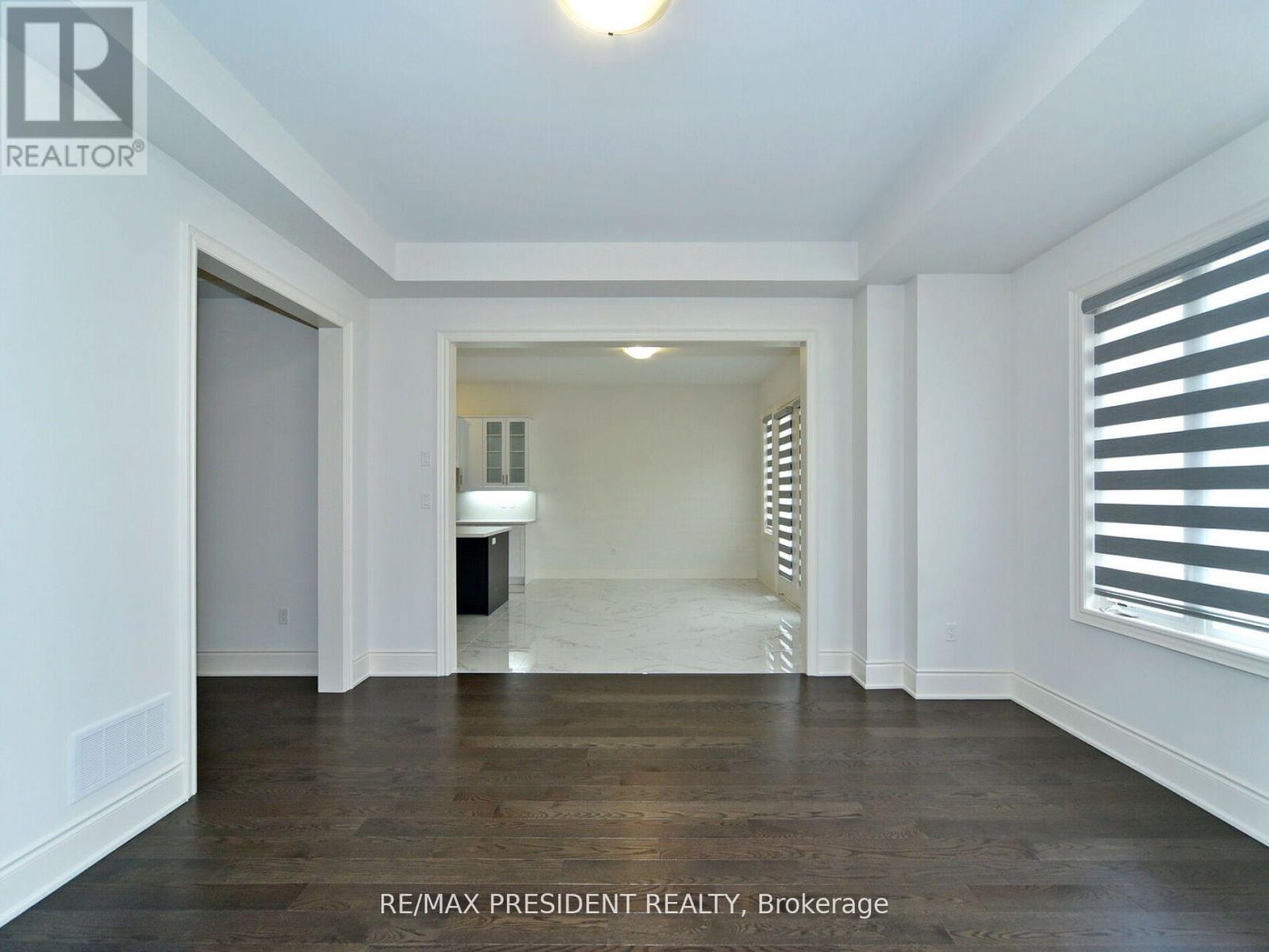 210 Mckean Drive, Whitchurch-Stouffville, Ontario  L4A 5C2 - Photo 12 - N12556138