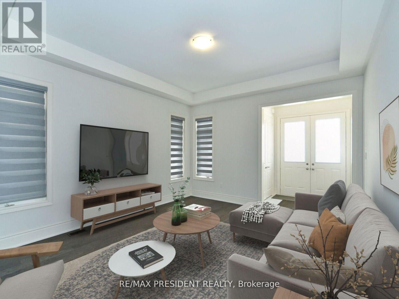 210 Mckean Drive, Whitchurch-Stouffville, Ontario  L4A 5C2 - Photo 4 - N12556138