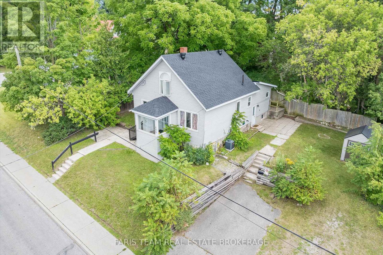 405 BAY STREET, Midland, Ontario