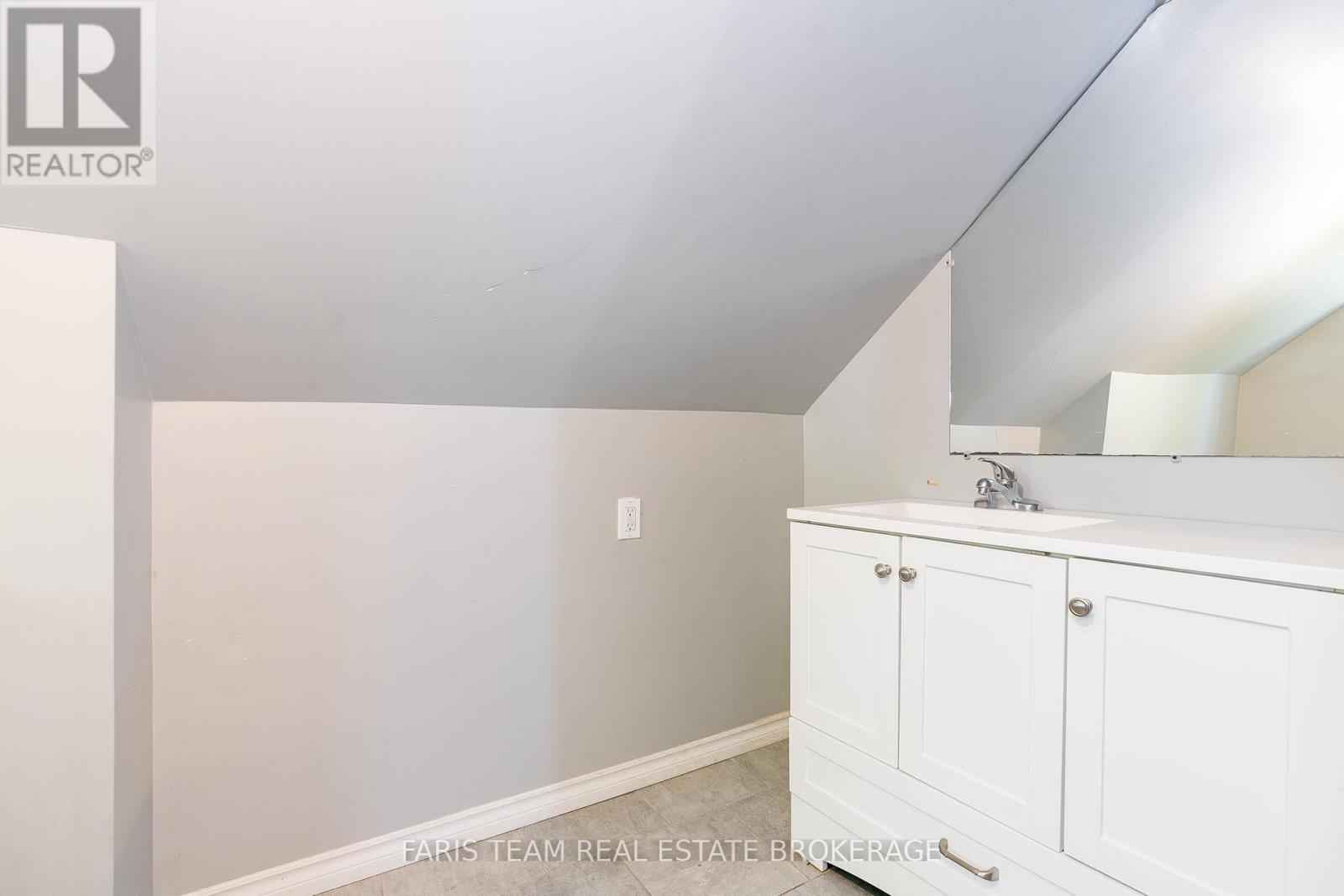 405 Bay Street, Midland, Ontario  L4R 1K7 - Photo 26 - S12555940