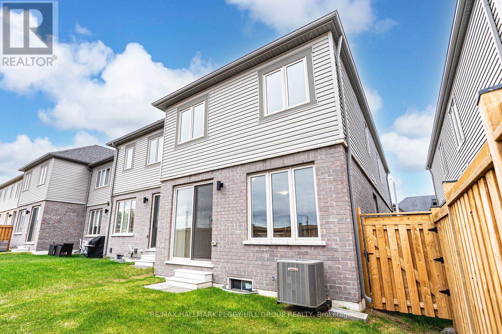 55 Sagewood Avenue, Barrie, Ontario  L9J 0K4 - Photo 9 - S12556004