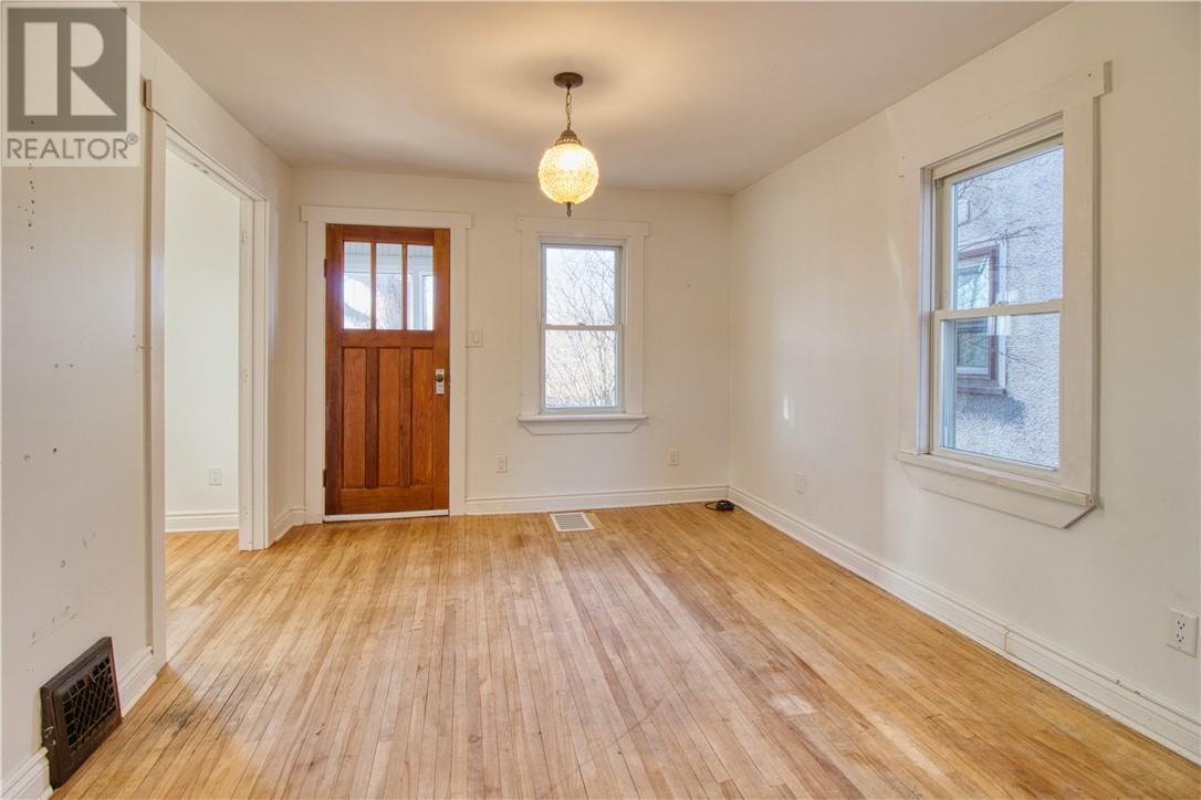 379 Ontario Street, Sudbury, Ontario  P3E 4K3 - Photo 13 - 2125597