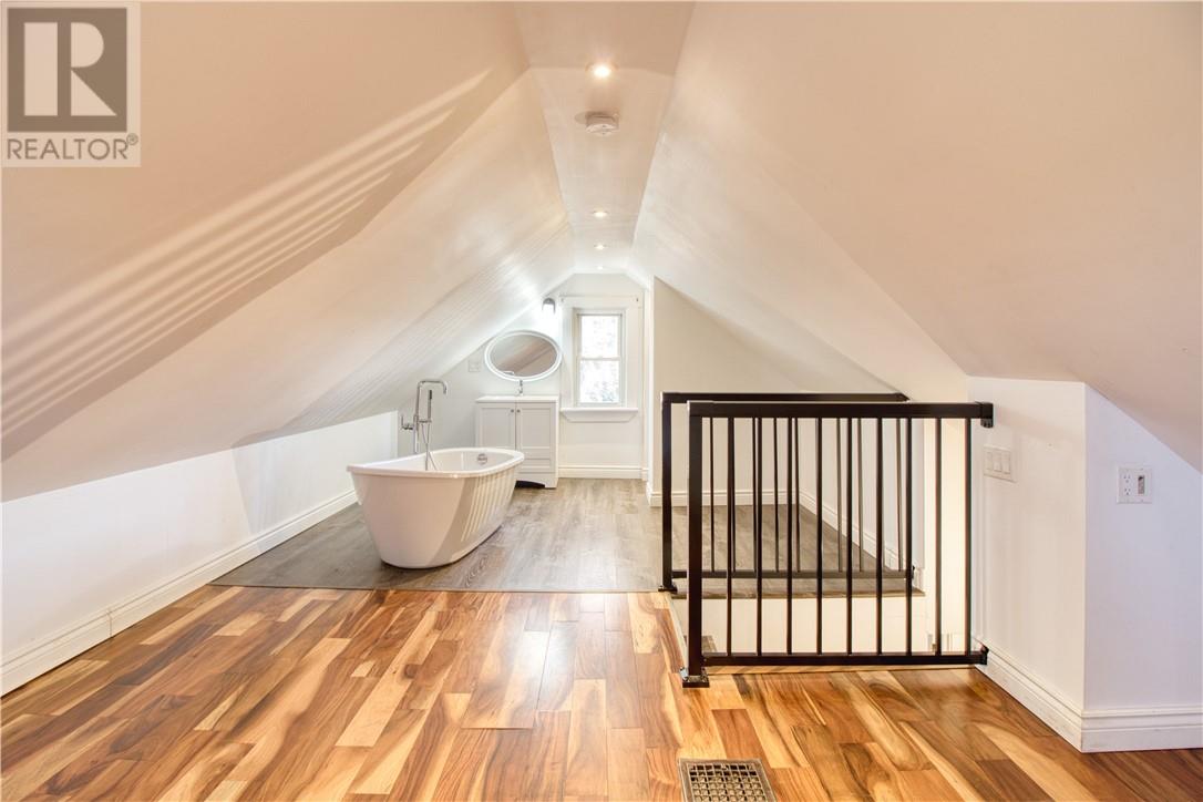 379 Ontario Street, Sudbury, Ontario  P3E 4K3 - Photo 18 - 2125597