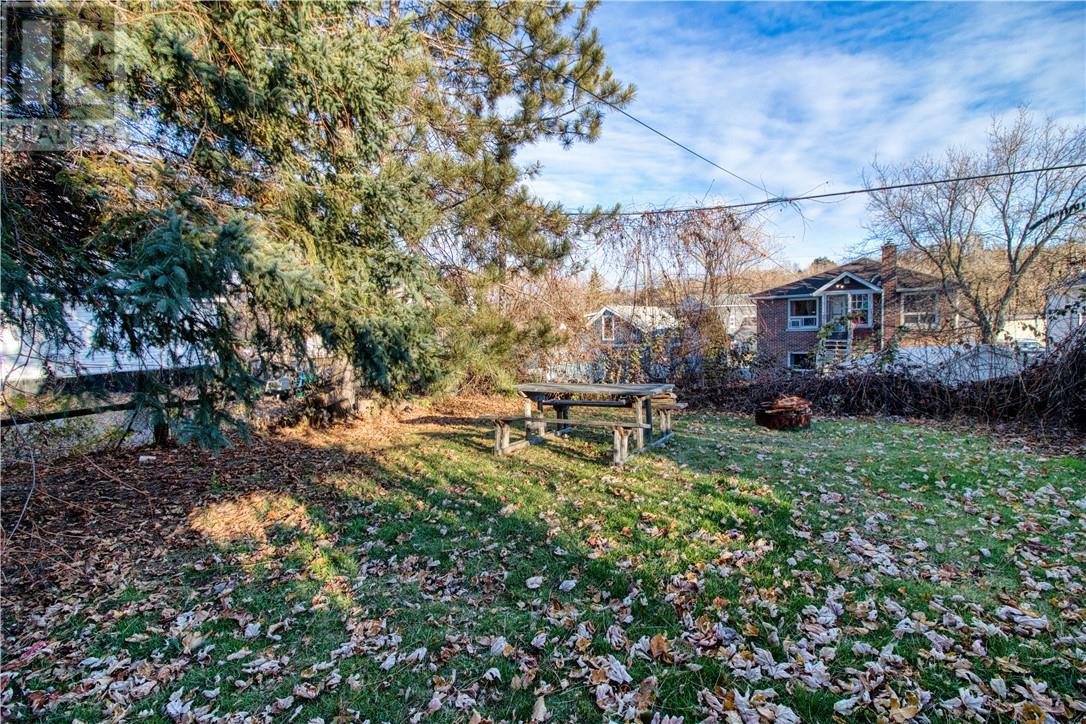 379 Ontario Street, Sudbury, Ontario  P3E 4K3 - Photo 4 - 2125597