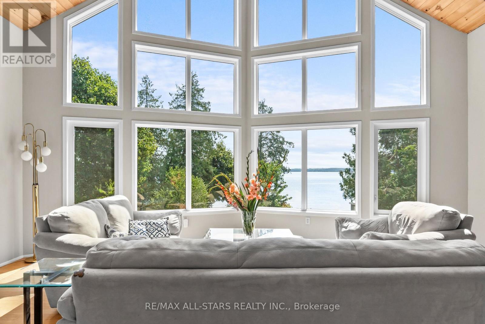 9 Briar Street, Kawartha Lakes, Ontario K0M 1G0 - Photo 7 - X12511136