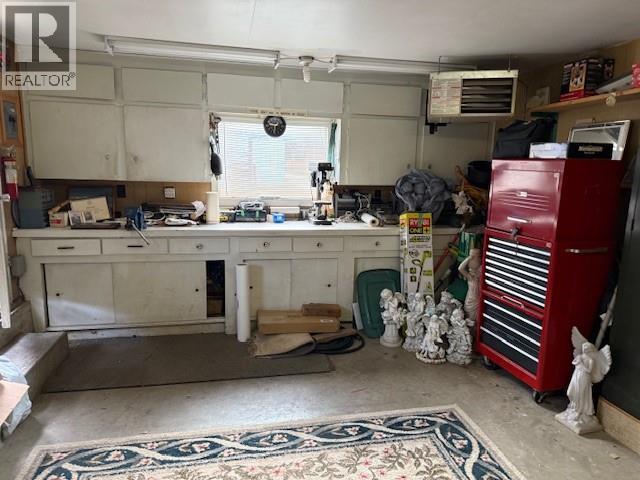 1091 3rd Avenue, Fernie, British Columbia  V0B 1M0 - Photo 22 - 10369555