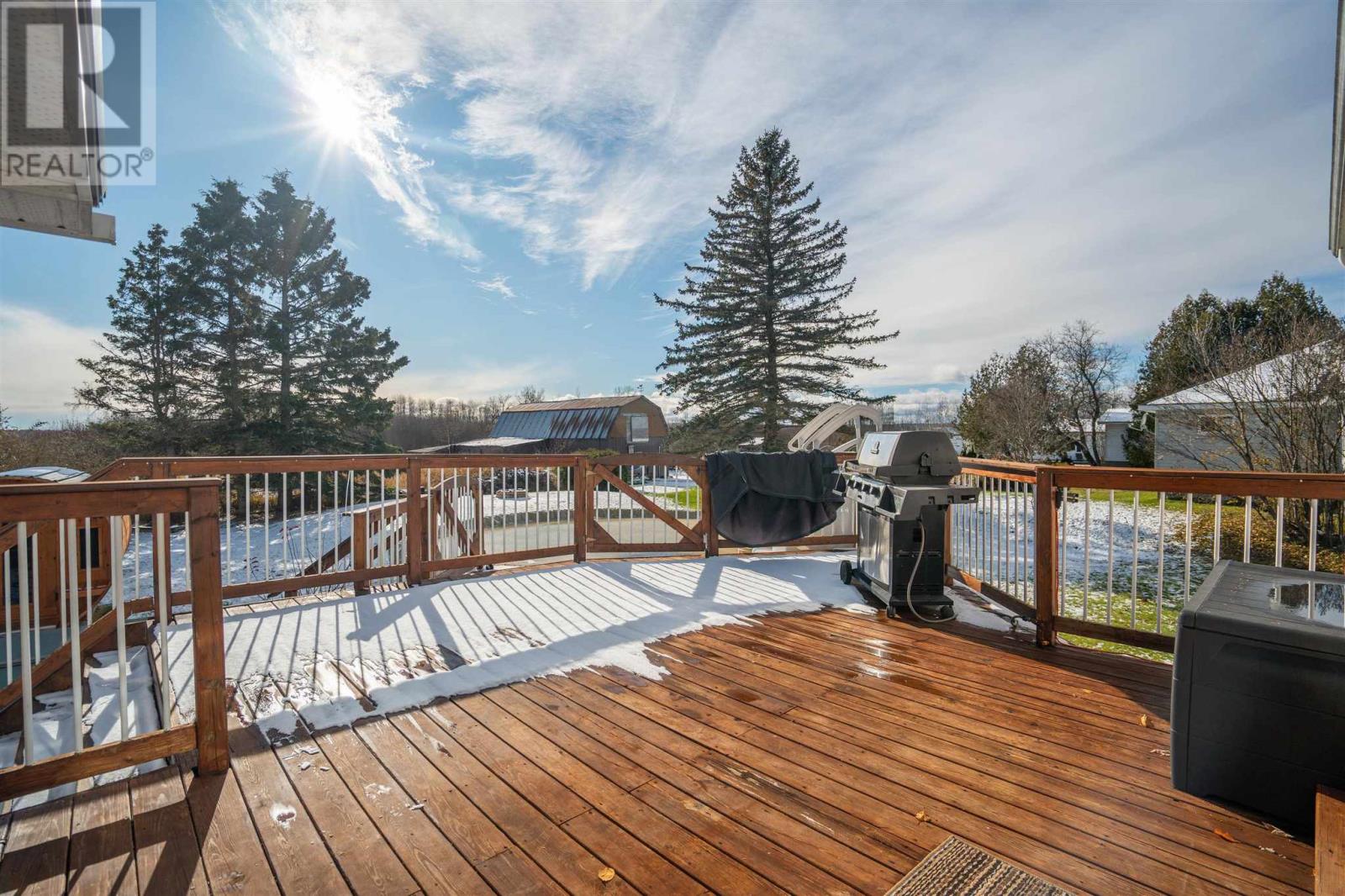 1519 Third Lin, Sault Ste. Marie, Ontario  P6A 6J8 - Photo 14 - SM253255