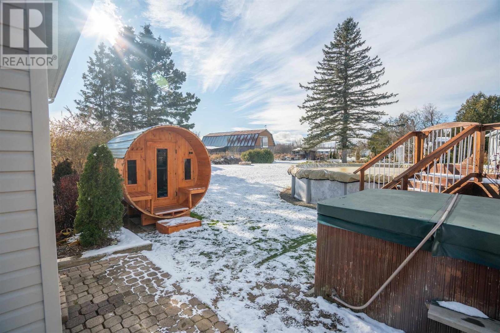 1519 Third Lin, Sault Ste. Marie, Ontario  P6A 6J8 - Photo 10 - SM253255