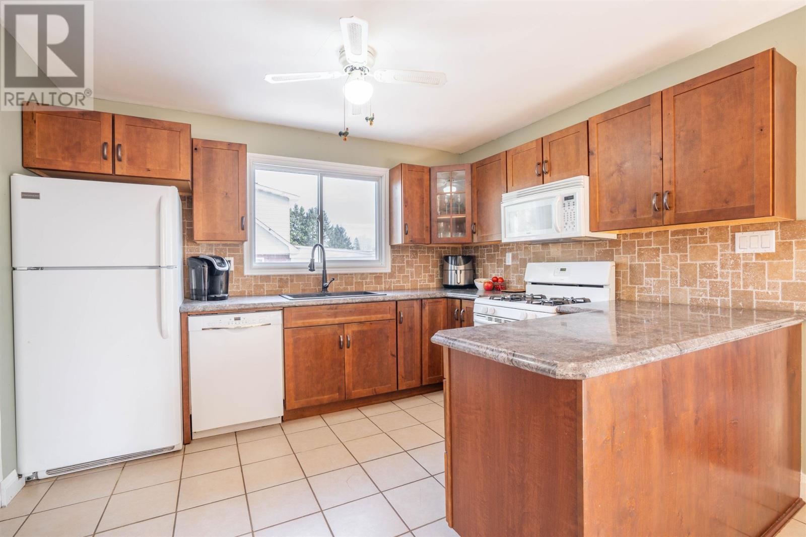 1519 Third Lin, Sault Ste. Marie, Ontario  P6A 6J8 - Photo 27 - SM253255